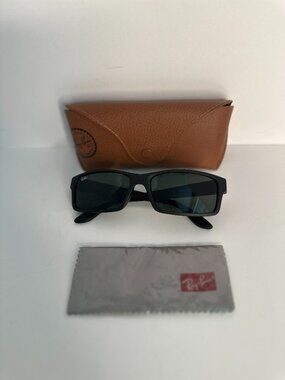 Ray-Ban Matte Black Rubber Coated Plastic Frame Green Lens Sunglasses RB4151 622